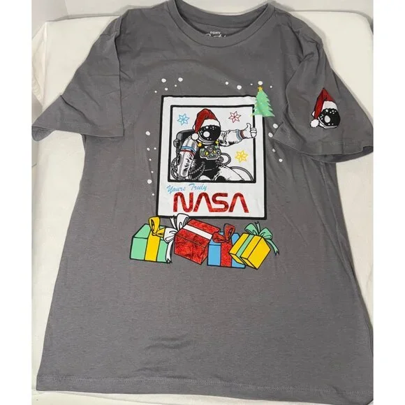 Eighty Eight Brand 14 16 NASA Christmas Astronaut Santa T-Shirt Tee Holiday NWT - Picture 2 of 14